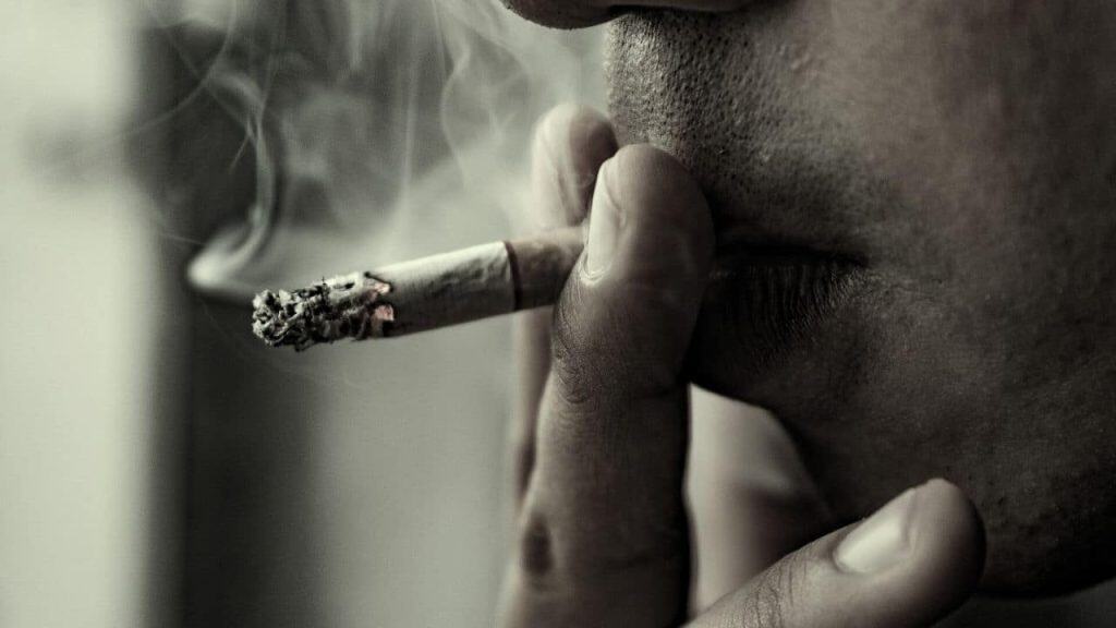 Who is Helping Adult Smokers Quit?